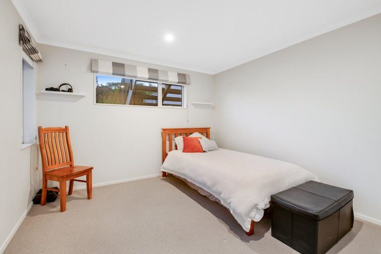 Photo of property in 3a Melia Place, Stanmore Bay, Whangaparaoa, 0932