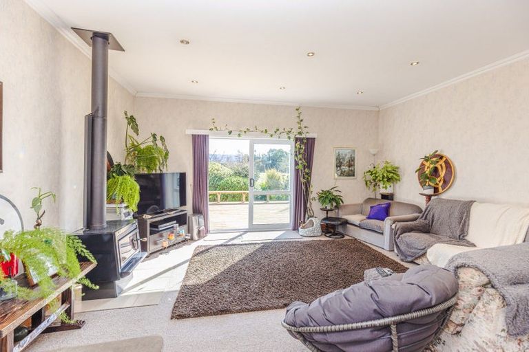 Photo of property in 790 State Highway 2, Opaki, Masterton, 5881