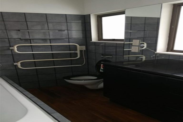 Photo of property in 4 Gregory Place, Mount Roskill, Auckland, 1041