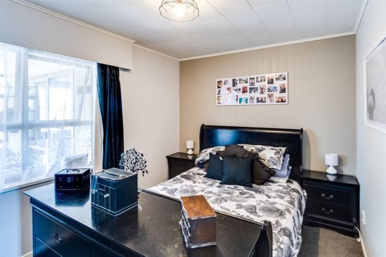 Photo of property in 6 Robinson Crescent, Tamatea, Napier, 4112