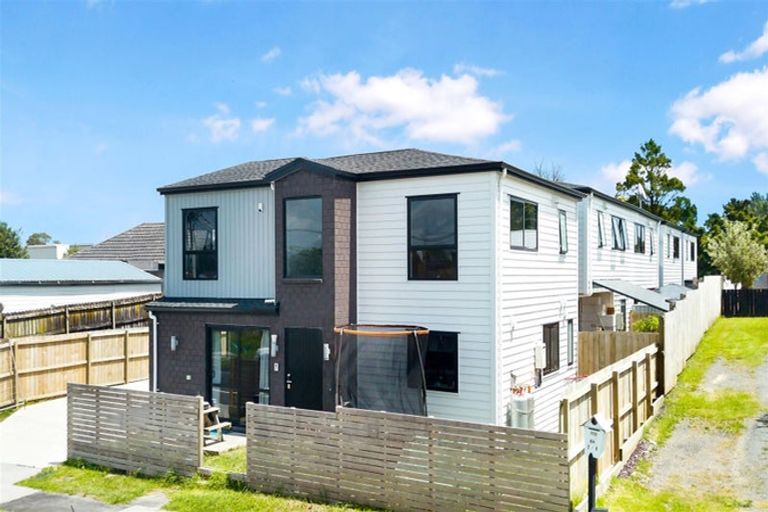 Photo of property in 6a Christmas Road, Manurewa, Auckland, 2102