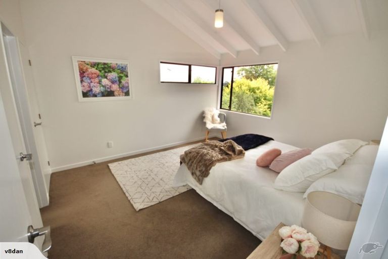 Photo of property in 15 Nehru Place, Cashmere, Christchurch, 8022
