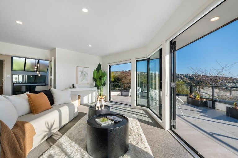 Photo of property in 1/8 Lookaway Place, Huntsbury, Christchurch, 8022