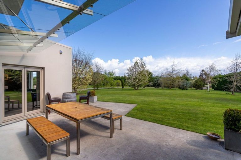 Photo of property in 18 Campbell Drive, Martinborough, 5711