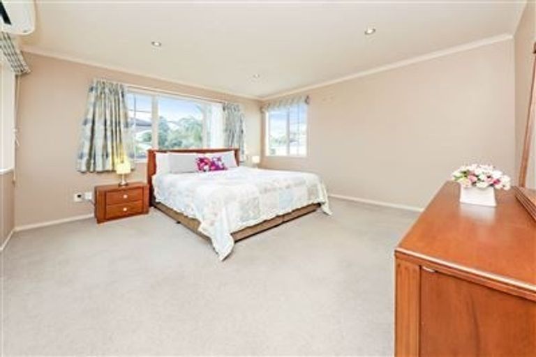 Photo of property in 46 Westerham Drive, Dannemora, Auckland, 2016