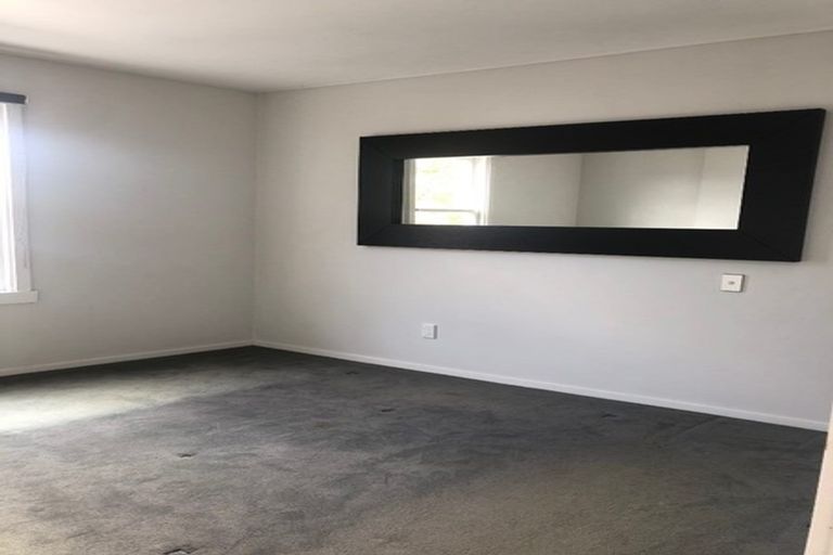 Photo of property in 17b Warwick Street, Morningside, Auckland, 1022