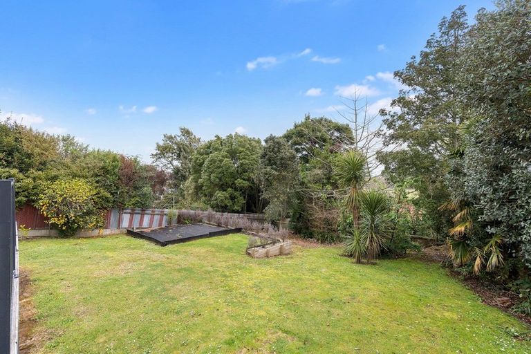 Photo of property in 84 Houchens Road, Glenview, Hamilton, 3206