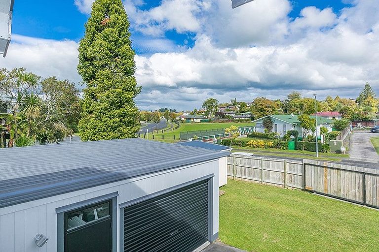 Photo of property in 4 Rothesay Place, Dinsdale, Hamilton, 3204