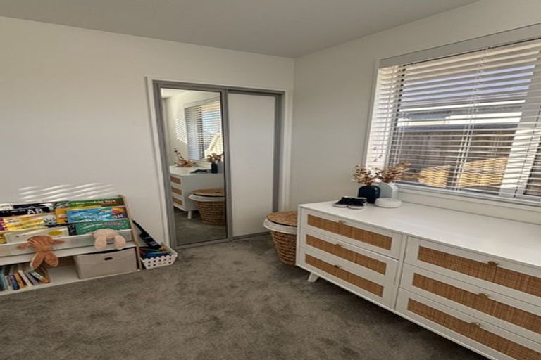 Photo of property in 10 Edlin Lane, Pegasus, 7612