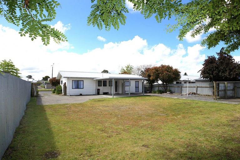 Photo of property in 251 Flaxmere Avenue, Flaxmere, Hastings, 4120