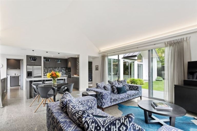 Photo of property in 63a Glandovey Road, Fendalton, Christchurch, 8052