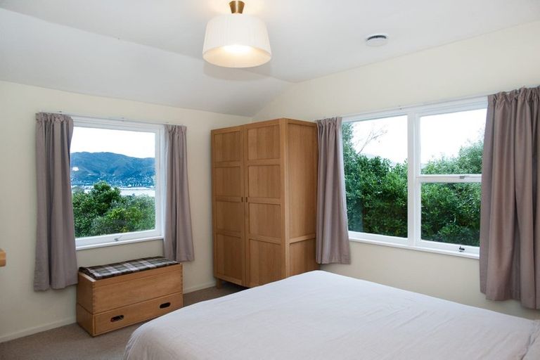 Photo of property in 4 Te Papau Crescent, Diamond Harbour, 8972