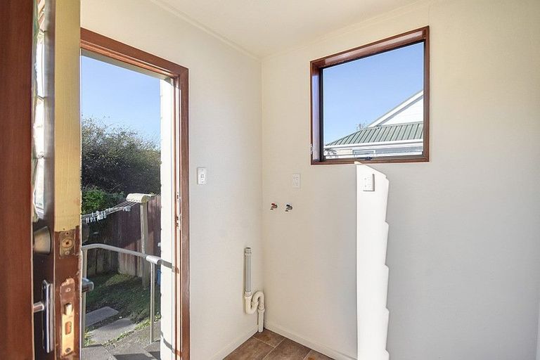 Photo of property in 2c Rennie Street, Green Island, Dunedin, 9018