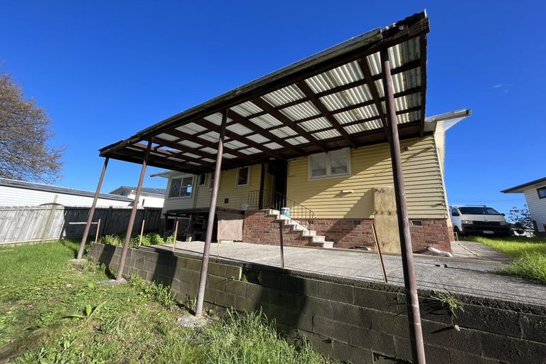 Photo of property in 15 Antrim Crescent, Otara, Auckland, 2023
