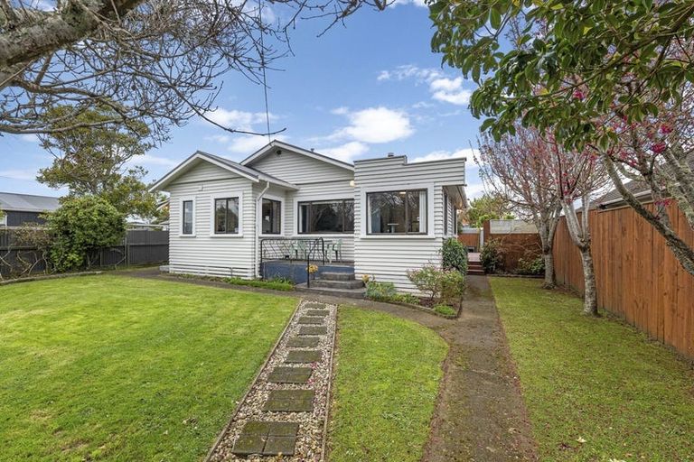 Photo of property in 348 Carrington Street, Vogeltown, New Plymouth, 4310
