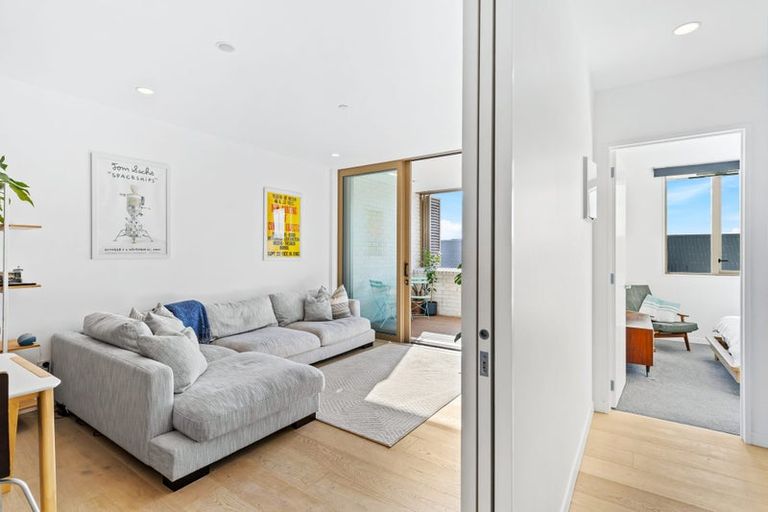 Photo of property in 303/167 Glenvar Ridge Road, Long Bay, Auckland, 0630