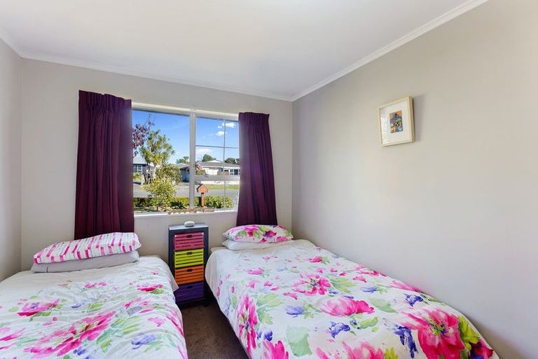 Photo of property in 29 Kapanui Road, Waikanae, 5036
