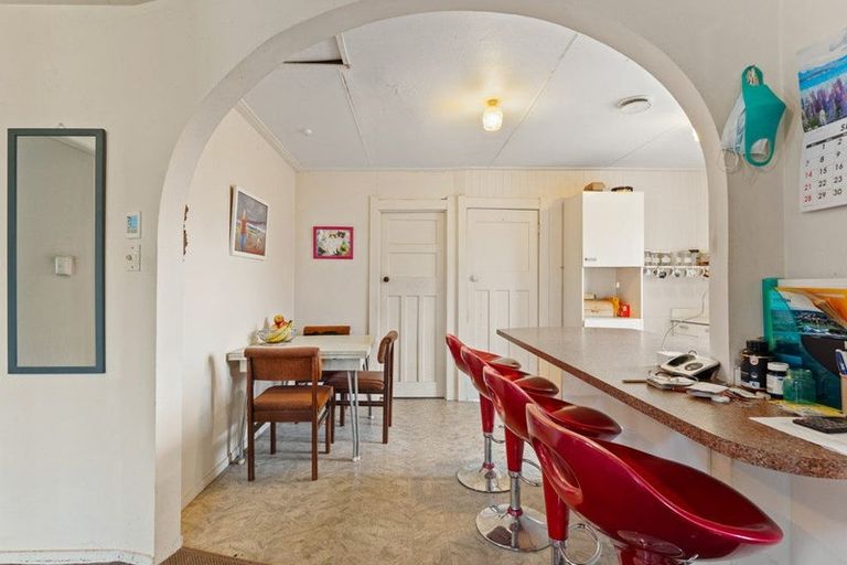 Photo of property in 15 Taupata Street, Castlecliff, Whanganui, 4501