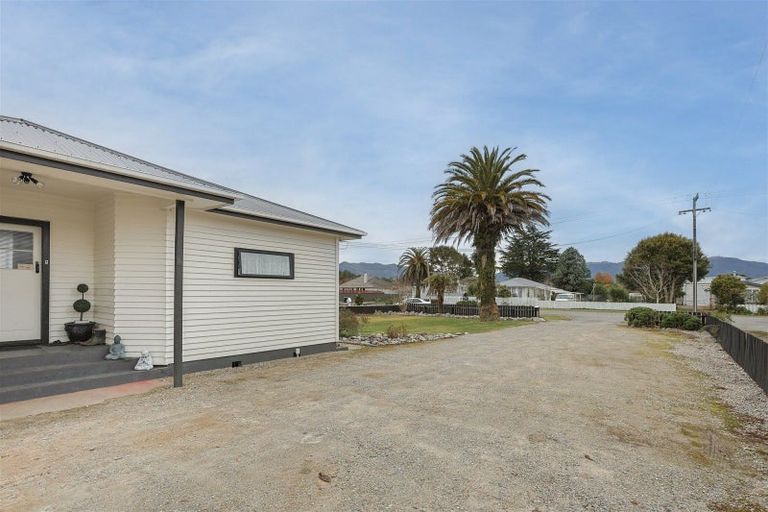 Photo of property in 55 Wakefield Street, Westport, 7825