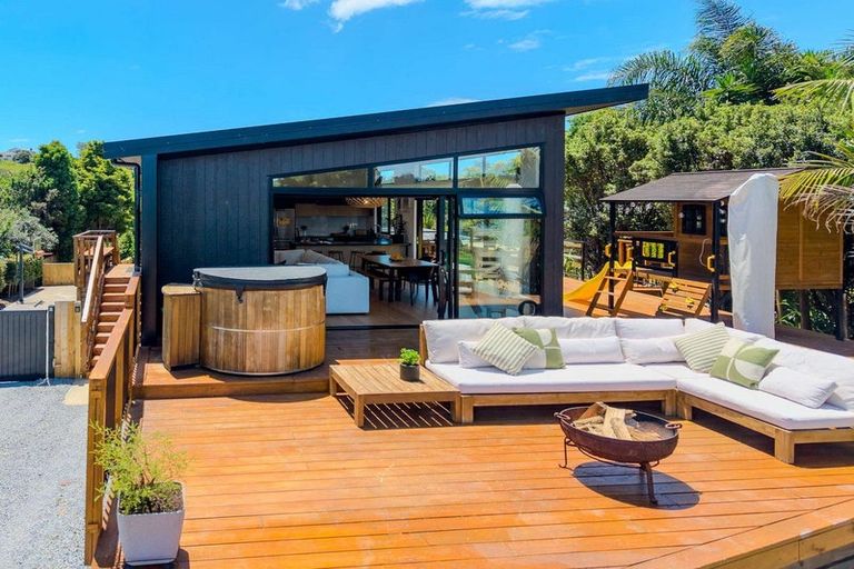 Photo of property in 119d Skudders Beach Road, Kerikeri, 0294