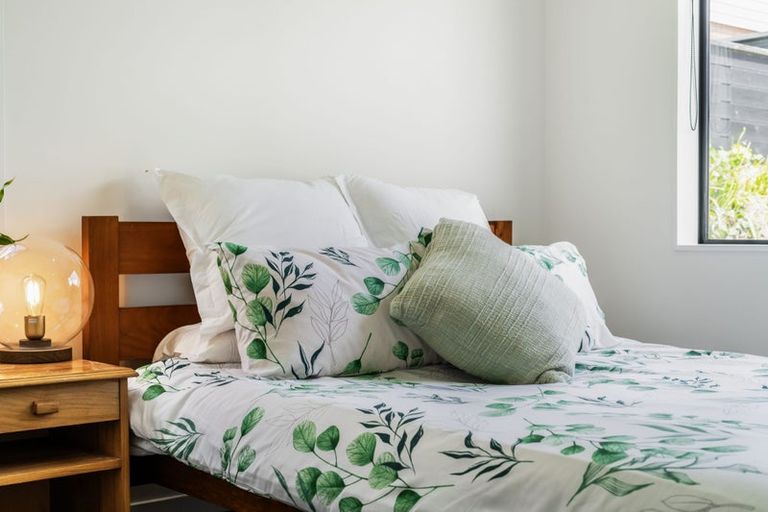 Photo of property in 10d Windlass Street, Long Bay, Auckland, 0630