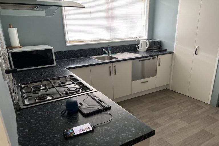 Photo of property in 50 Highbury Drive, Levin, 5510