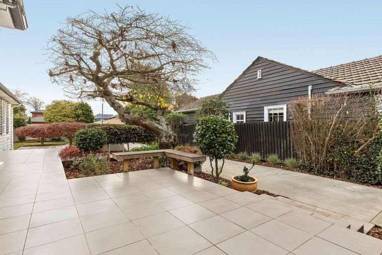 Photo of property in 112 Clyde Road, Ilam, Christchurch, 8041
