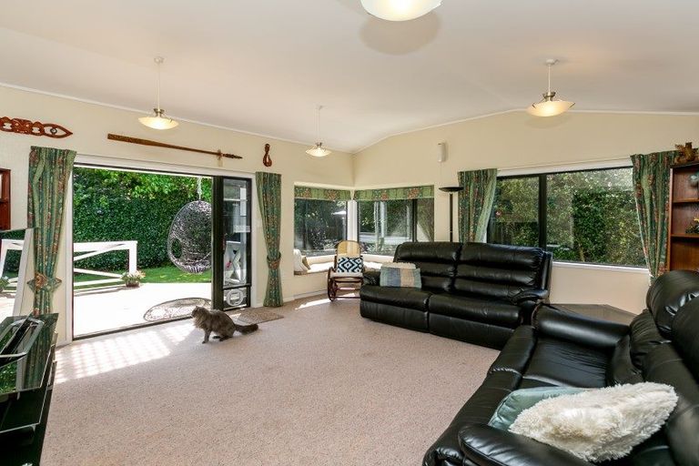 Photo of property in 1 Dunn Street, Egmont Village, 4372