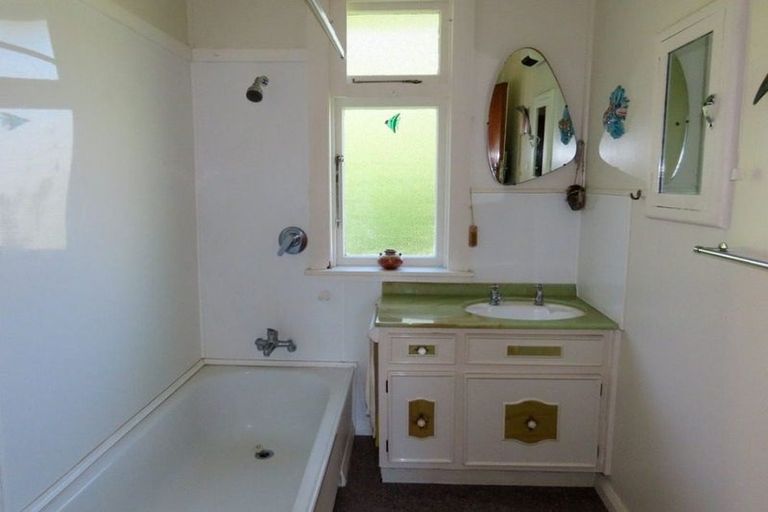 Photo of property in 4 Broadway, Reefton, 7830