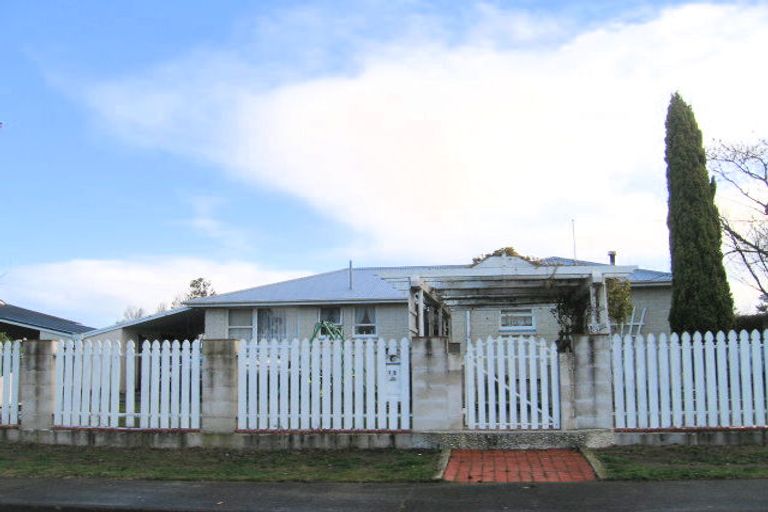 Photo of property in 12 Burton Crescent, Flaxmere, Hastings, 4120