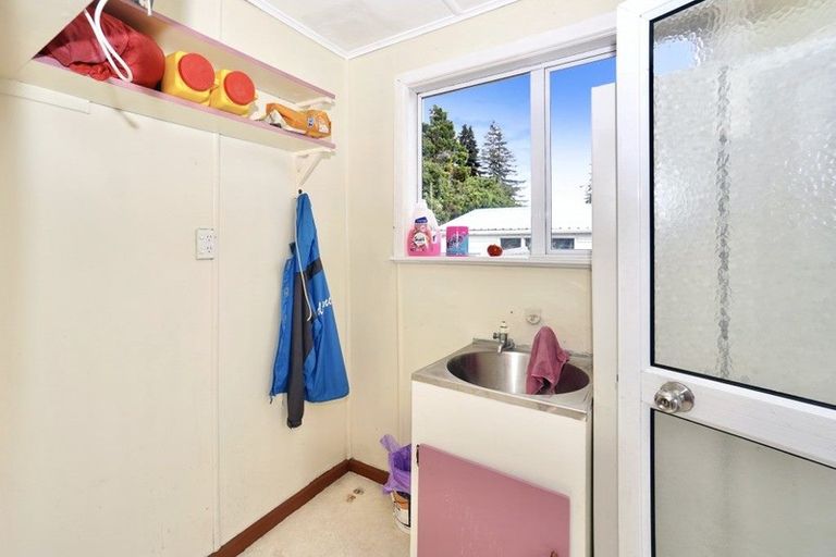 Photo of property in 14 Station Road, Te Puke, 3119