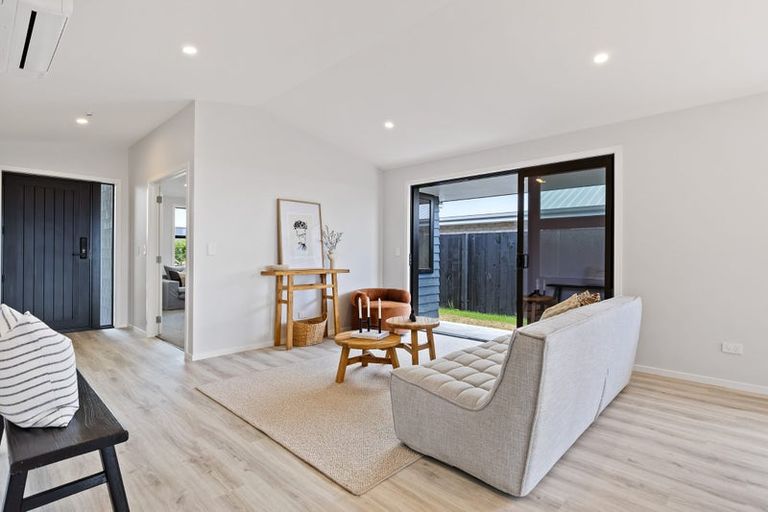 Photo of property in 79a Universal Drive, Henderson, Auckland, 0610