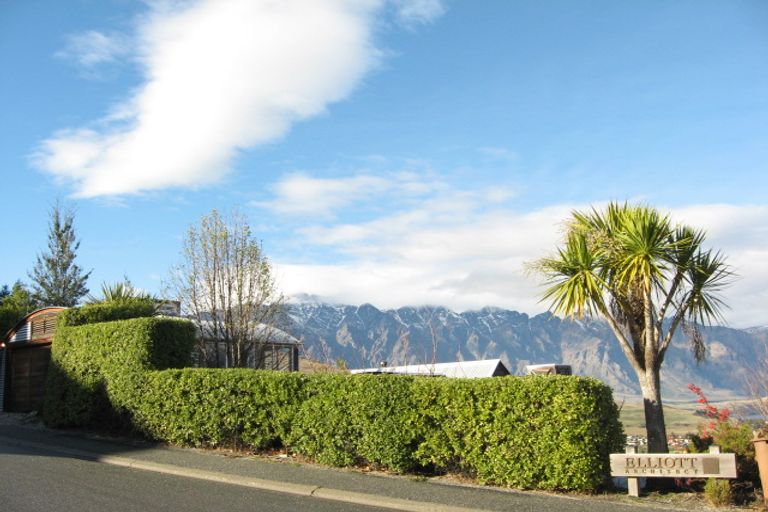 Photo of property in 55 Edinburgh Drive, Queenstown, 9300