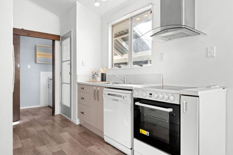 Photo of property in 4 Elmwood Crescent, Pukete, Hamilton, 3200