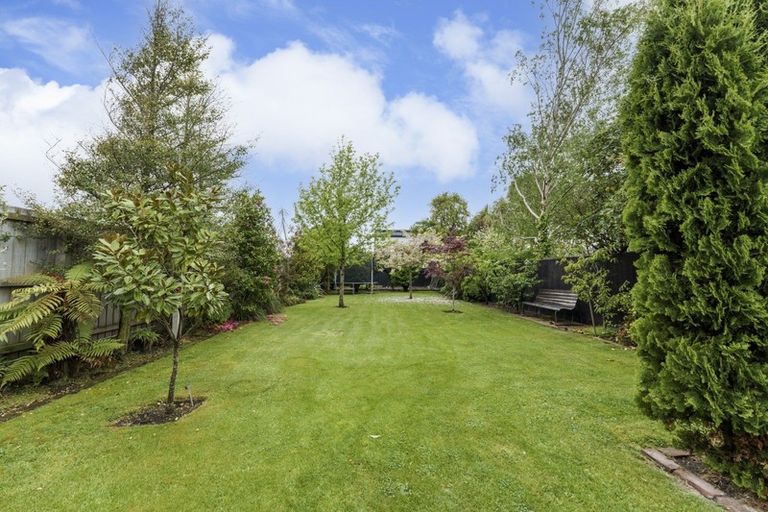 Photo of property in 124 Nursery Road, Phillipstown, Christchurch, 8011