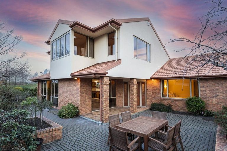 Photo of property in 7 Oakmont Green, Shirley, Christchurch, 8061