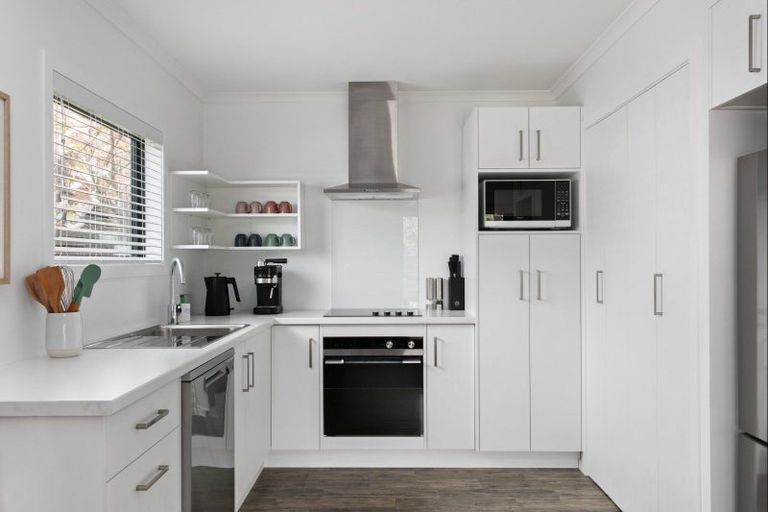 Photo of property in 28a Moana Road, Okitu, Gisborne, 4010