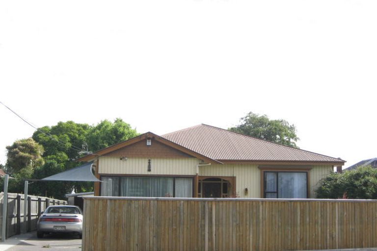 Photo of property in 2 James K Baxter Place, Addington, Christchurch, 8024