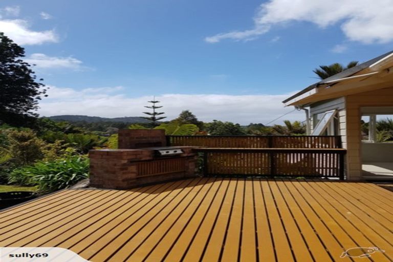 Photo of property in 177 Woodlands Park Road, Titirangi, Auckland, 0604