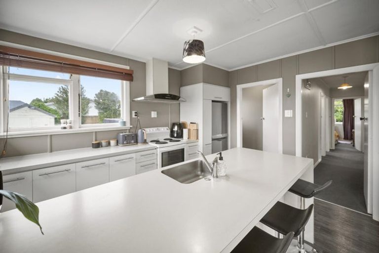 Photo of property in 25 Tuckers Road, Redwood, Christchurch, 8051