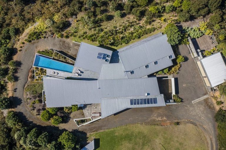 Photo of property in 28 Radar Road, Hot Water Beach, Whitianga, 3591