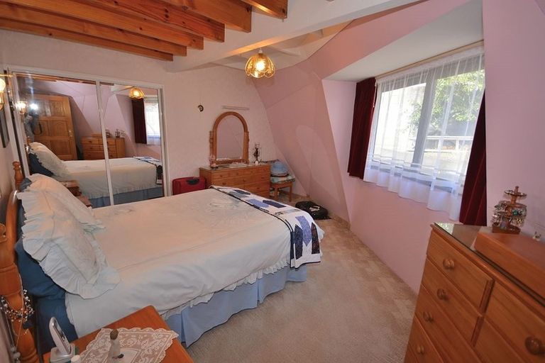 Photo of property in 12 Island View Terrace, Waikanae Beach, Waikanae, 5036