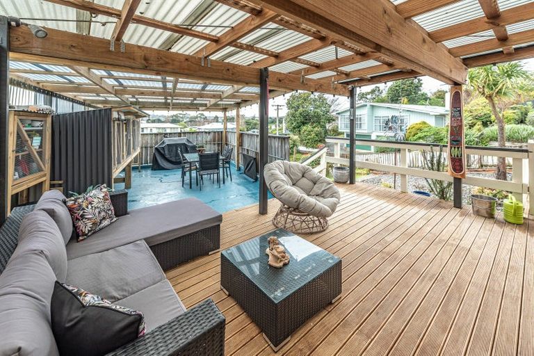 Photo of property in 17 Toi Street, Tawhero, Whanganui, 4501