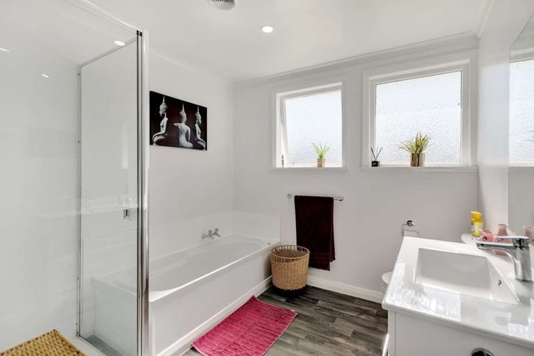 Photo of property in 6 Mahoe Place, Gonville, Whanganui, 4501