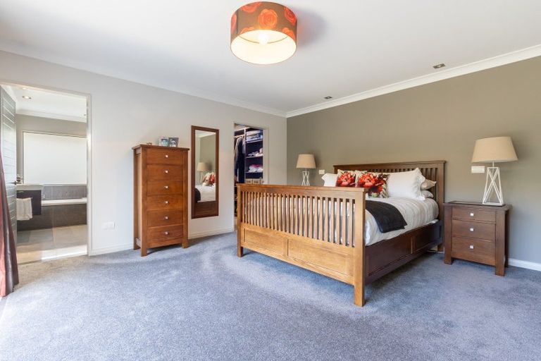 Photo of property in 3 Roydon Lane, Paraparaumu, 5032