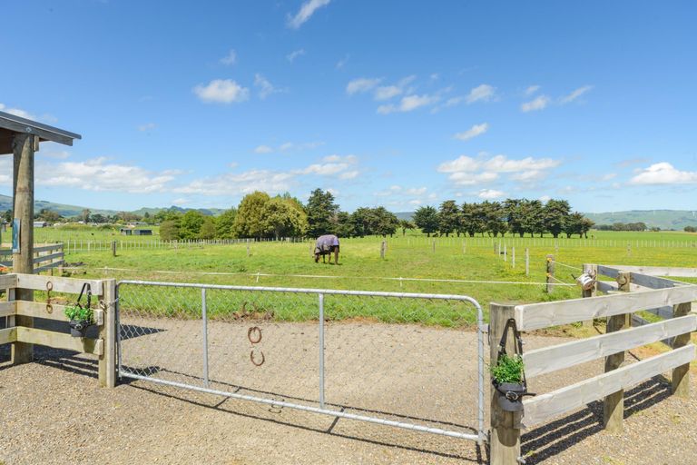 Photo of property in 33 Meavy Lane, Ashhurst, Palmerston North, 4470