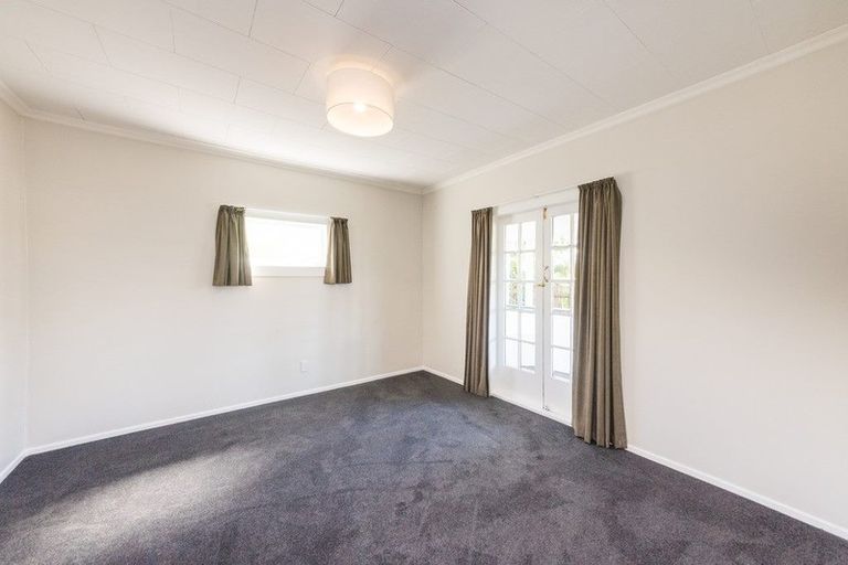Photo of property in 7 Karaka Street, Hokowhitu, Palmerston North, 4410
