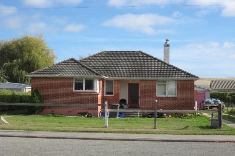 Photo of property in 4 Edward Street, Waimate, 7924