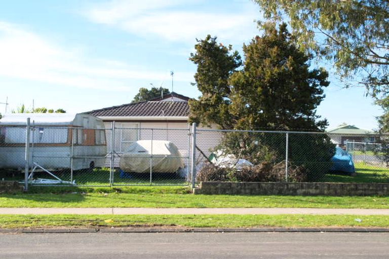 Photo of property in 5 Kivell Close, Mangere East, Auckland, 2024