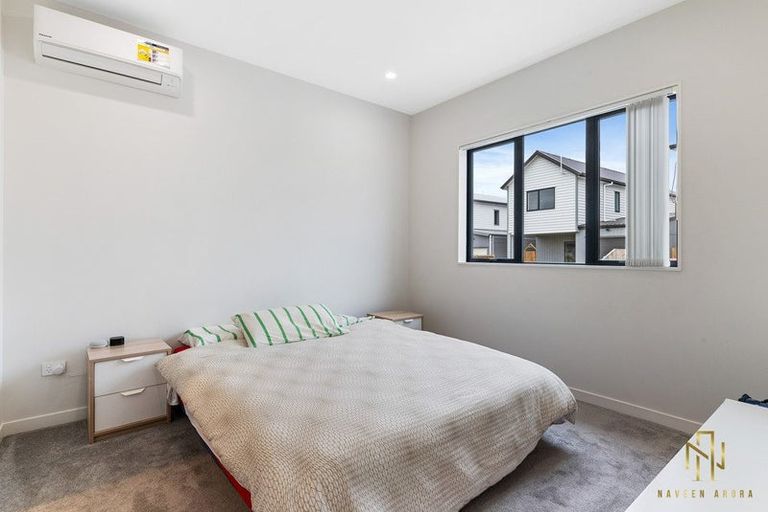 Photo of property in 12 Selwyn Downs Lane, Opaheke, Papakura, 2113